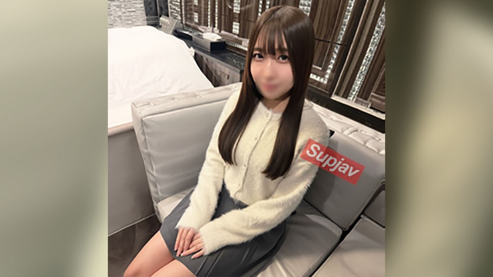 ，【3月17日前共1290积分】【首次拍摄】【2次拍摄】一位23岁的美女，拥有出众的个性和身材。无论你问什么，她都会说“好♡”，同时用力拍打她白皙美丽的臀部，让她高潮喷水。粉嫩的阴道里灌满了精液。