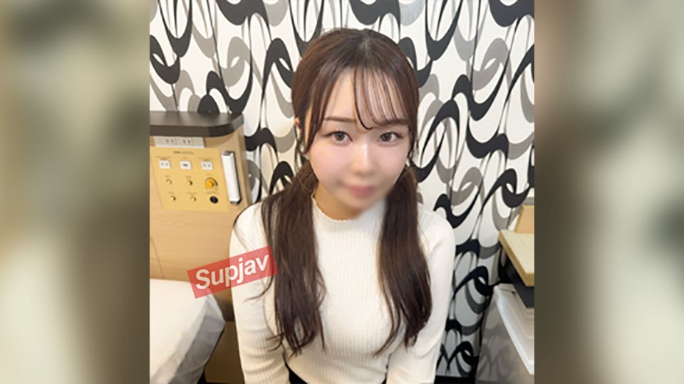 FC2-PPV-4868188 - FC2PPV 4868188 990pt 截止至 4/8 “第二部无删减业余女大学生性爱视频！她身着角色扮演服装，敏感的乳房和阴部被挑逗，并达到多次高潮！”